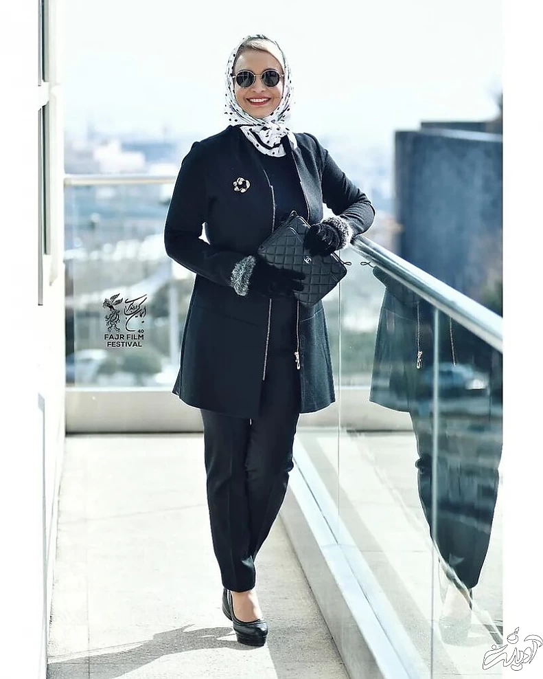 تیپ متفاوت بازیگر زن مشهور در جشنواره فجر ۱۴۰۰ پس از جدایی از همسرش / تصاویر